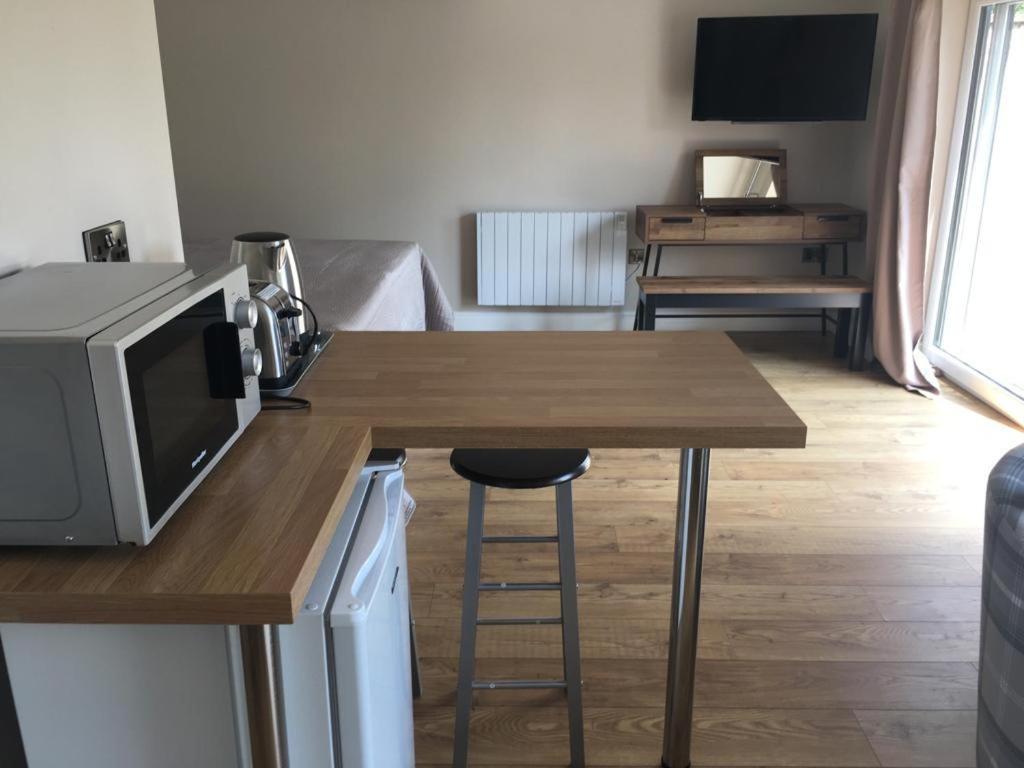 Bond End Road Annex Upton St Leonards - Ideal For Cheltenham Races Matson Buitenkant foto